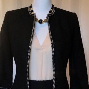 MODA International Suit